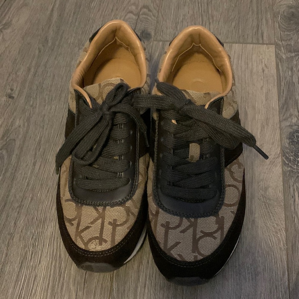 Calvin Klein sneakers 👟